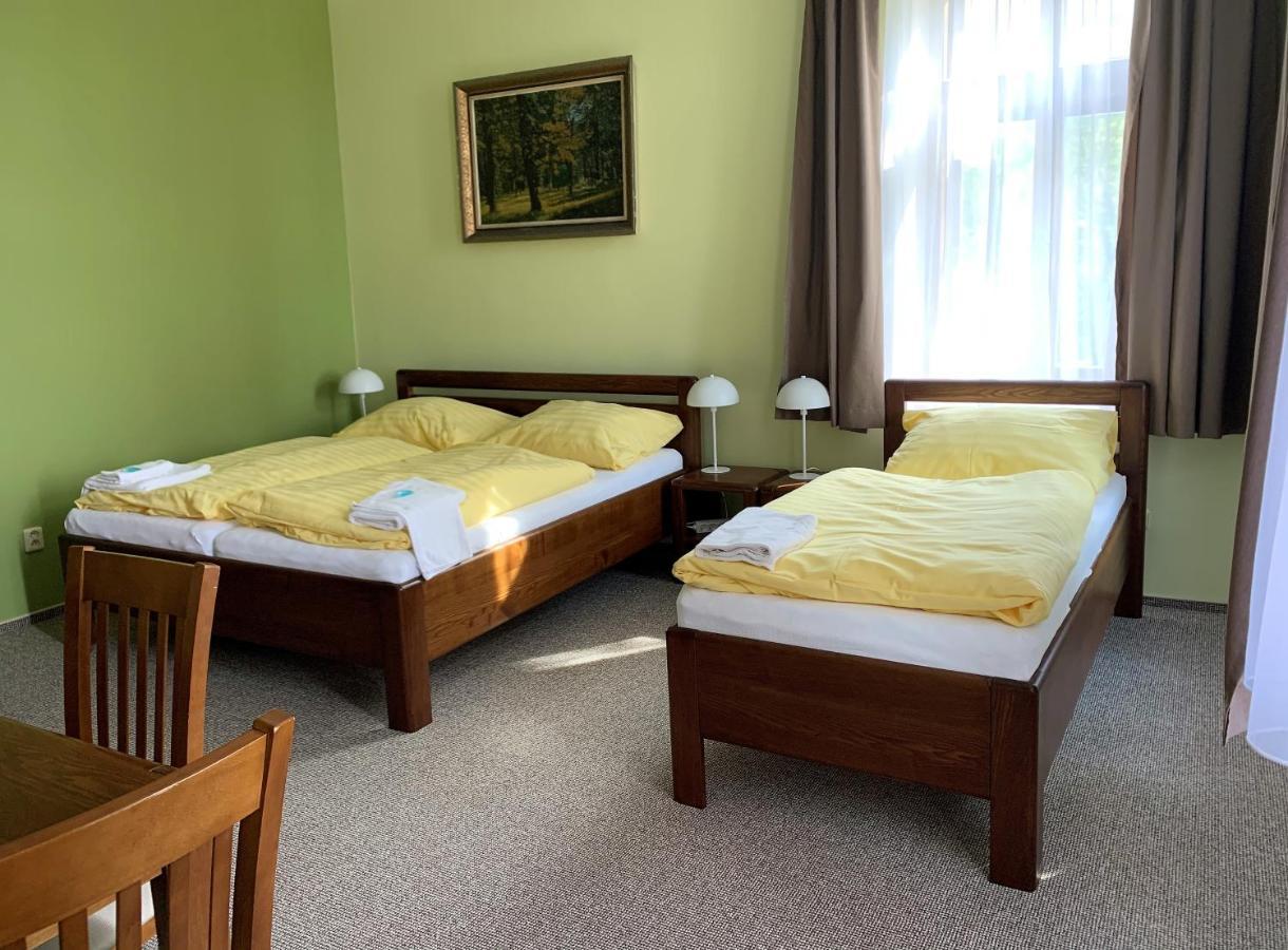 Penzion Vila Machu Kopřivnice Εξωτερικό φωτογραφία